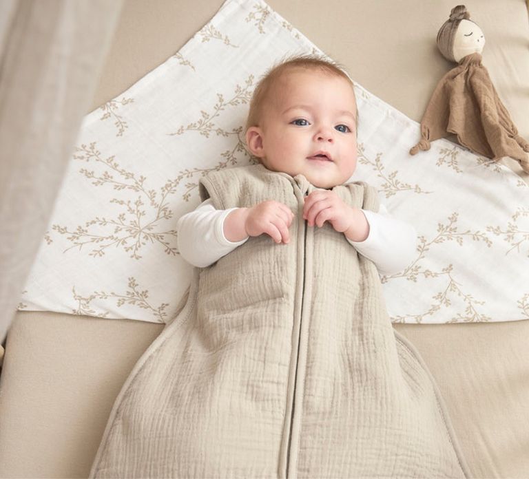 Der richtige Baby-Schlafsack für jede Jahreszeit