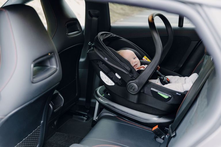 ISOFIX-Basisstationen für Babyschalen & Kindersitze